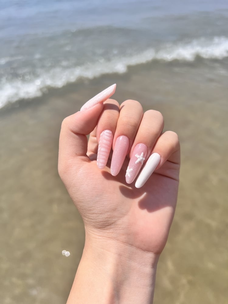 3D Seashell Stripe Long Square Nails — Ocean Nails