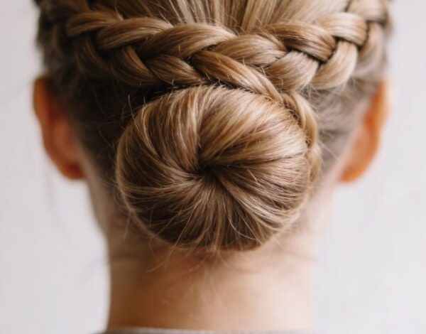 Quick 5-Minute Hairstyles for Working Indian Women | Stylish Mehndi designs