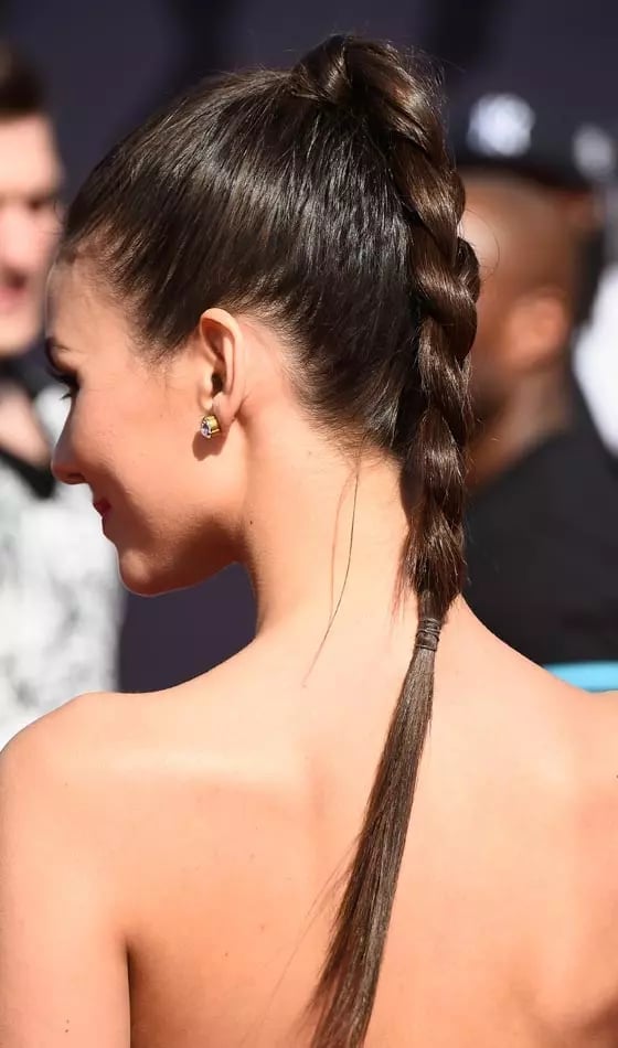 Mid-Back Ponytail With Braided Accent Mid-Back Ponytail With Braided Accent — Office Hairstyles