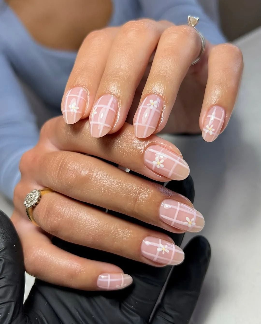 Plaid Floral Medium Oval Nude Nails Plaid Floral Medium Oval Nude Nails — Office Nails