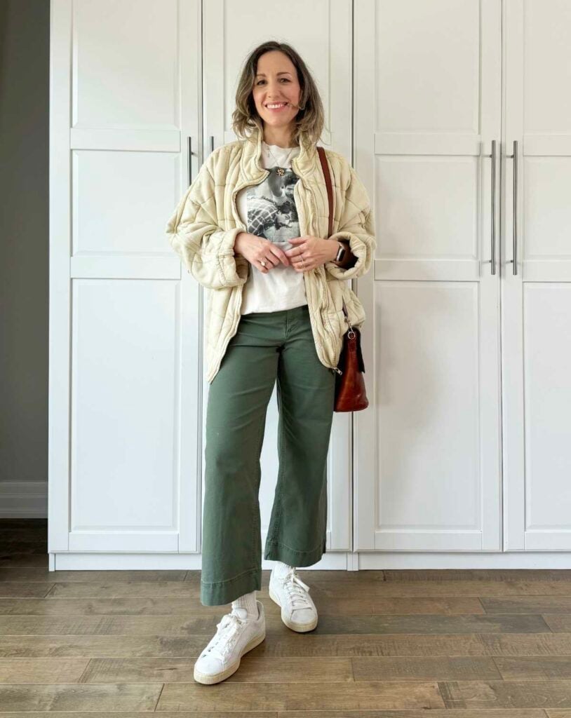 Olive Green Wide-Leg Pants with Camouflage Jacket — Olive Green Outfits