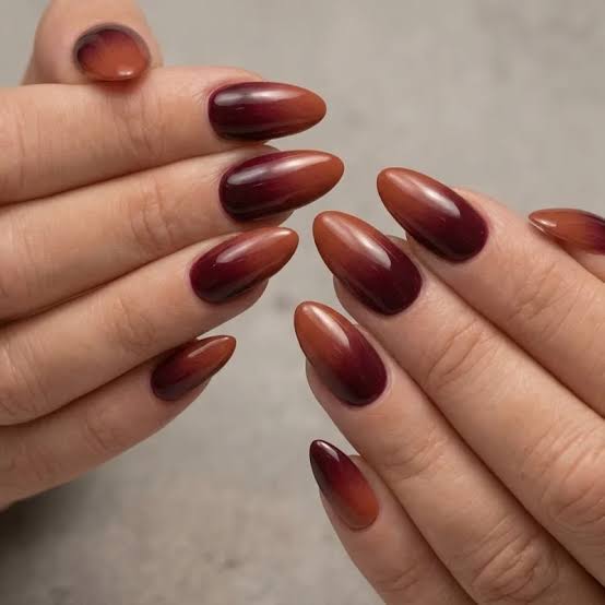 Deep Red to Brown Ombré Long Almond Nails Deep Red to Brown Ombré Long Almond Nails — Ombré Nails