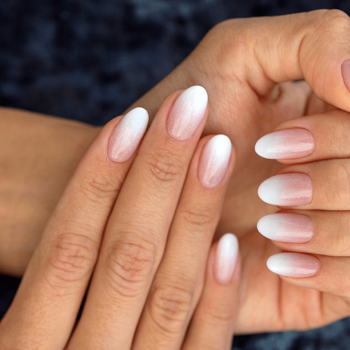 Glossy White to Nude Pink Ombré Short Oval Nails Glossy White to Nude Pink Ombré Short Oval Nails — Ombré Nails