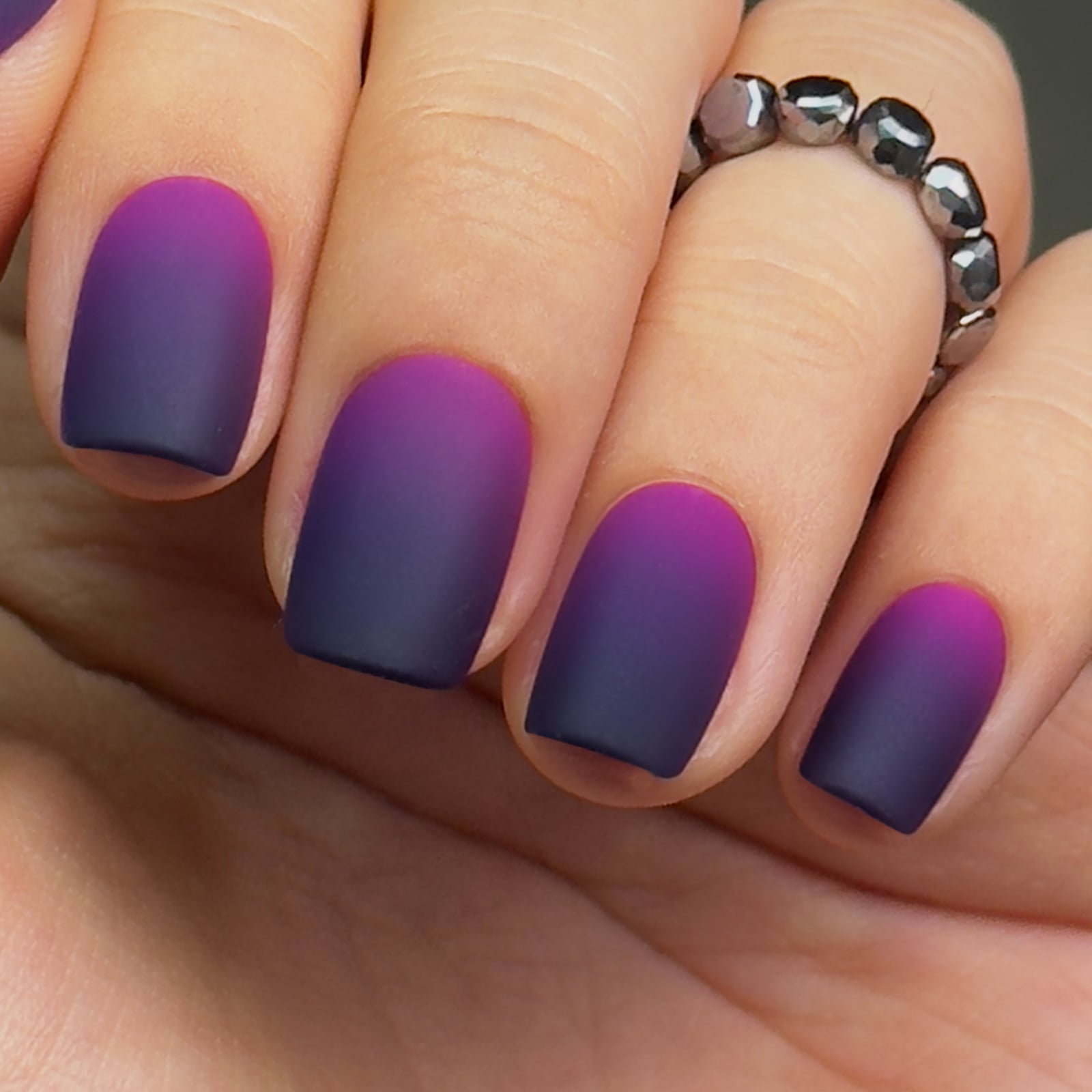 Matte Purple to Pink Ombré Short Square Nails Matte Purple to Pink Ombré Short Square Nails — Ombré Nails