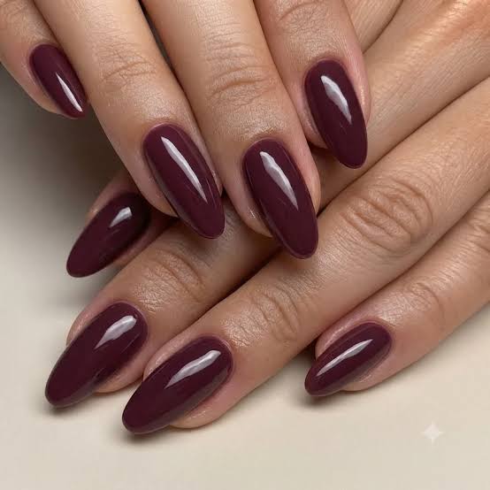 Medium Almond Deep Burgundy Nails Medium Almond Deep Burgundy Nails — One Color Nails