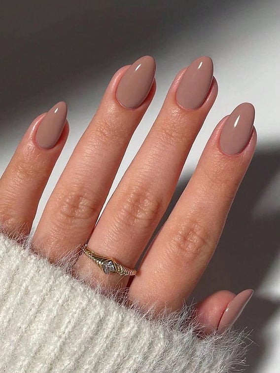 Medium Almond Solid Taupe Nails Medium Almond Solid Taupe Nails — One Color Nails