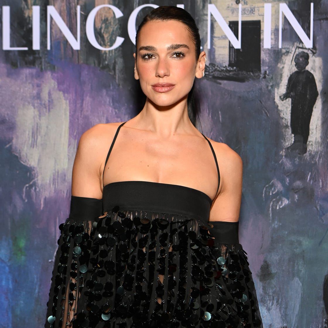 Black Sequined Dress with Bandeau and Arm Sleeves — Opera Outfits