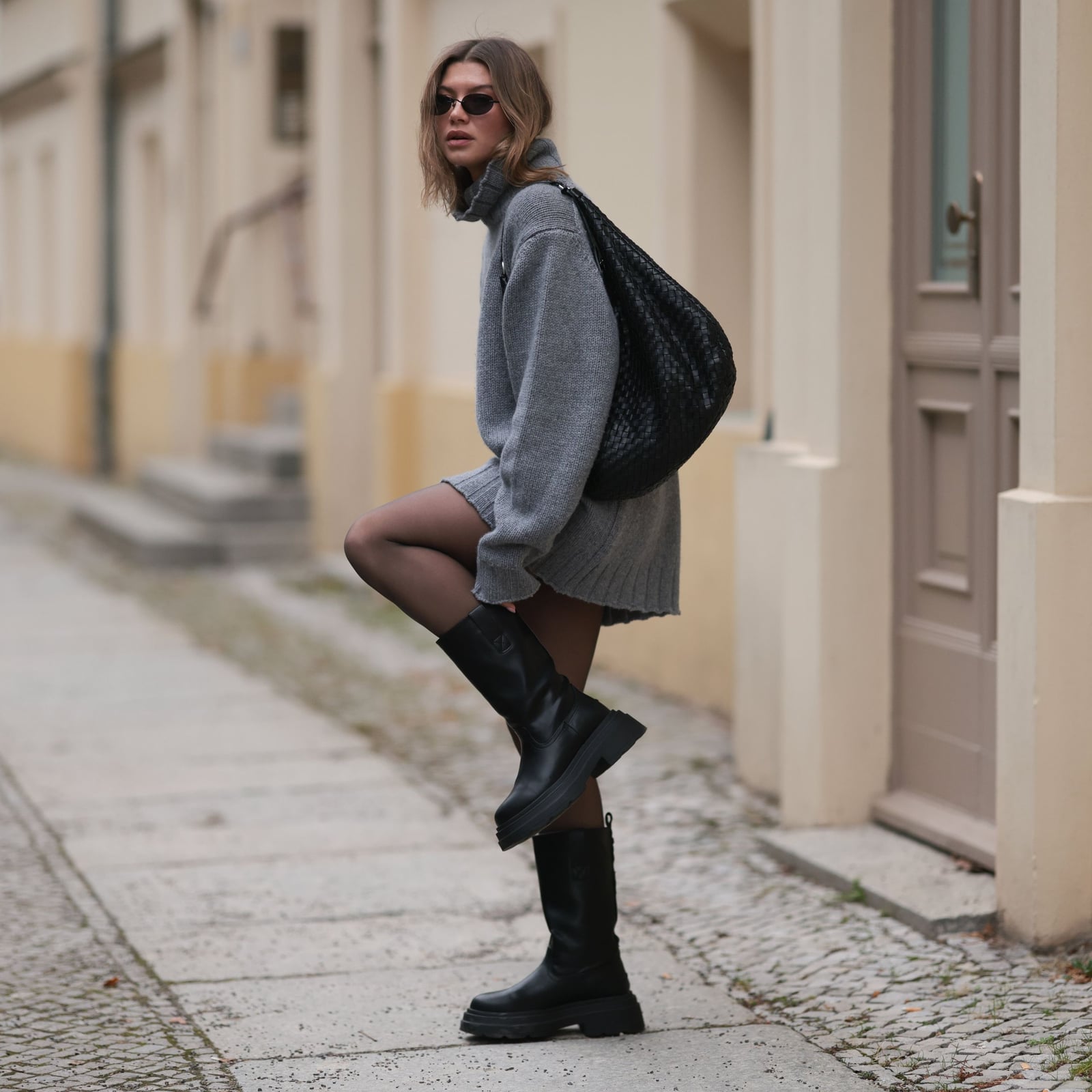 Opaque Black Tights with a Sweater Dress and Platform Boots Opaque Black Tights with a Sweater Dress and Platform Boots — Outfits with Tights