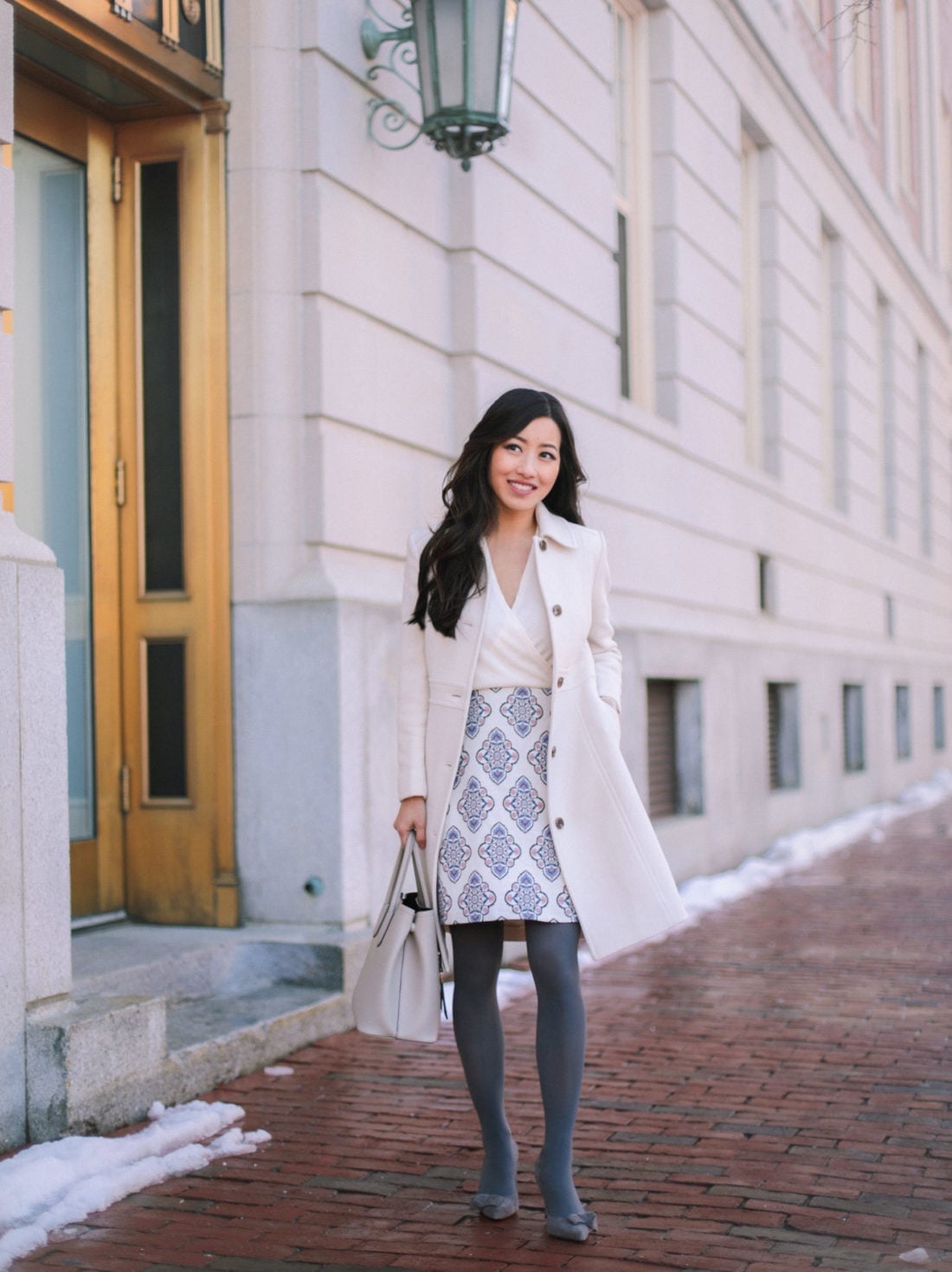 Opaque Gray Tights with a Geometric Print Skirt Opaque Gray Tights with a Geometric Print Skirt — Outfits with Tights