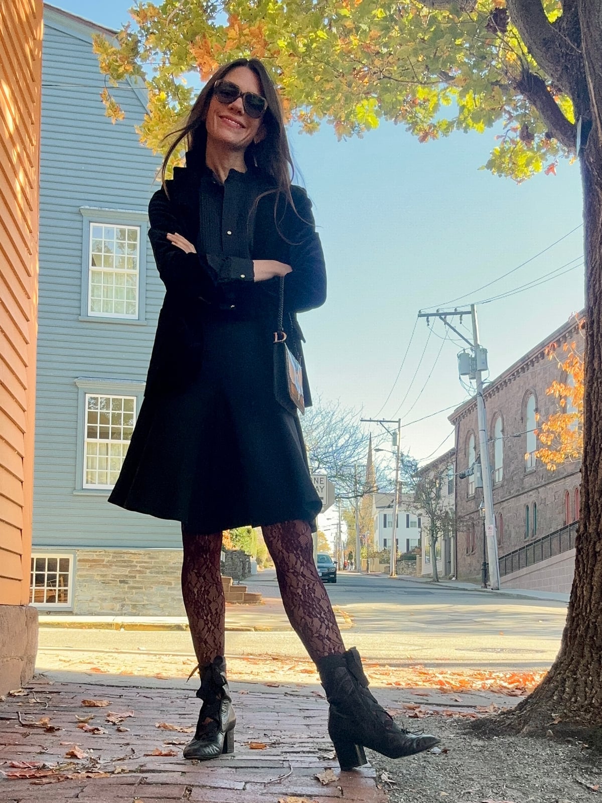 Burgundy Lace Tights with a Velvet Coat Burgundy Lace Tights with a Velvet Coat — Outfits with Tights