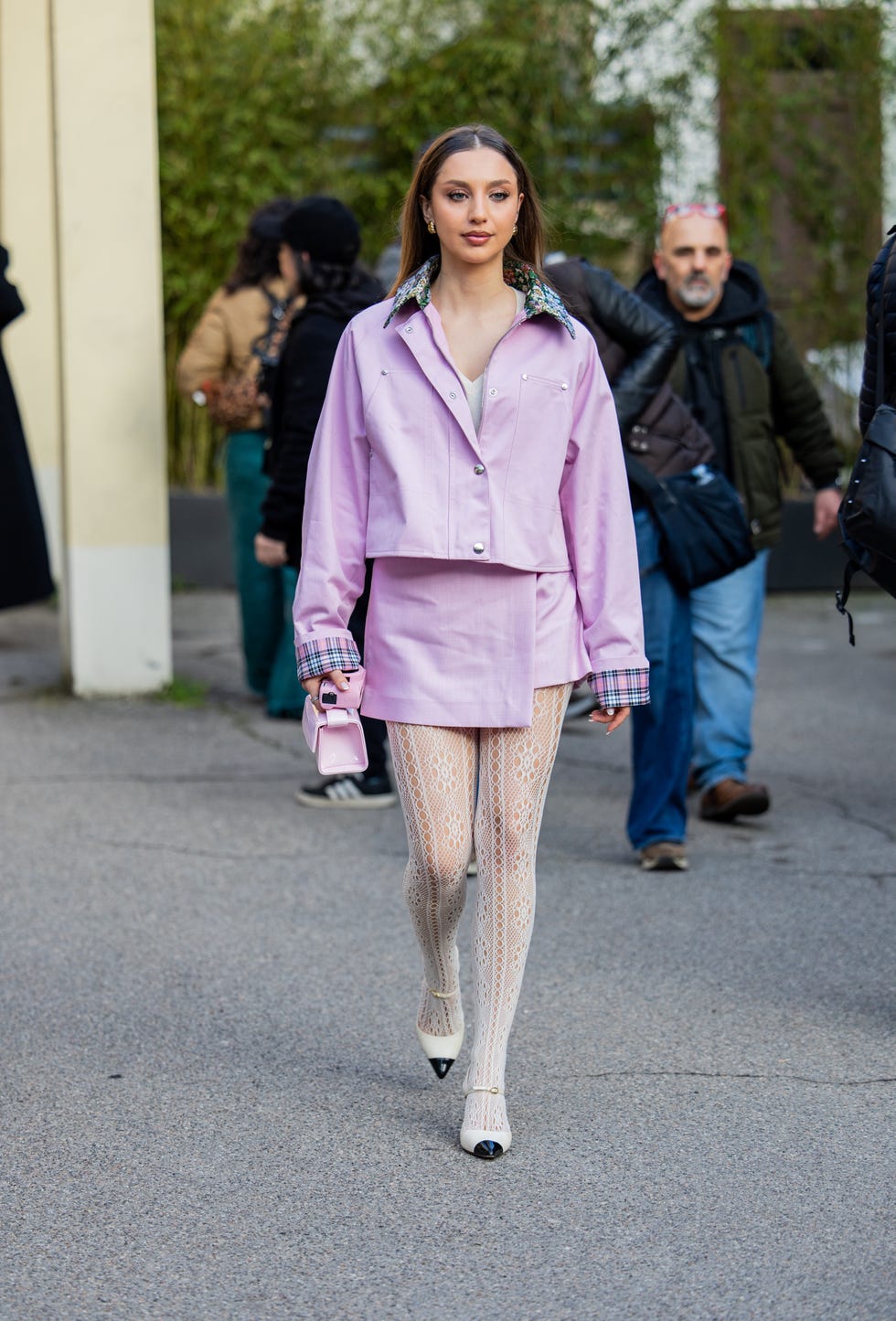 Pink Set with White Lace Tights Pink Set with White Lace Tights — Outfits with Tights