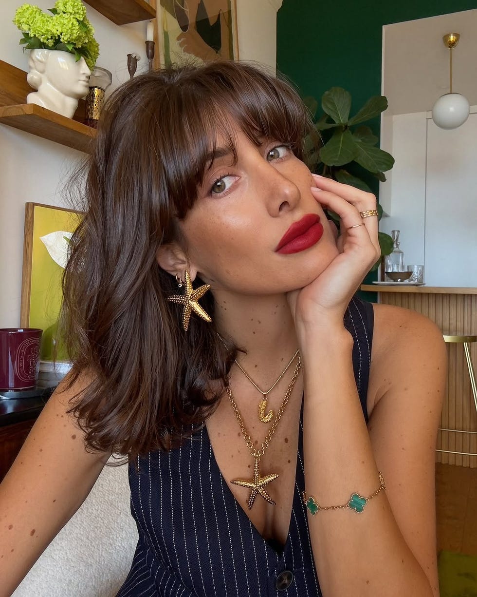 Shoulder Length Long Layers With Full Bangs — Oval Face Haircuts