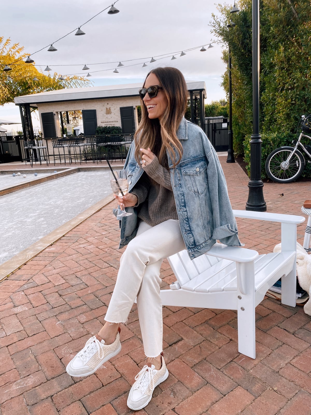 Oversized Blue Denim Jacket Over Brown Sweater — Oversize Outfits