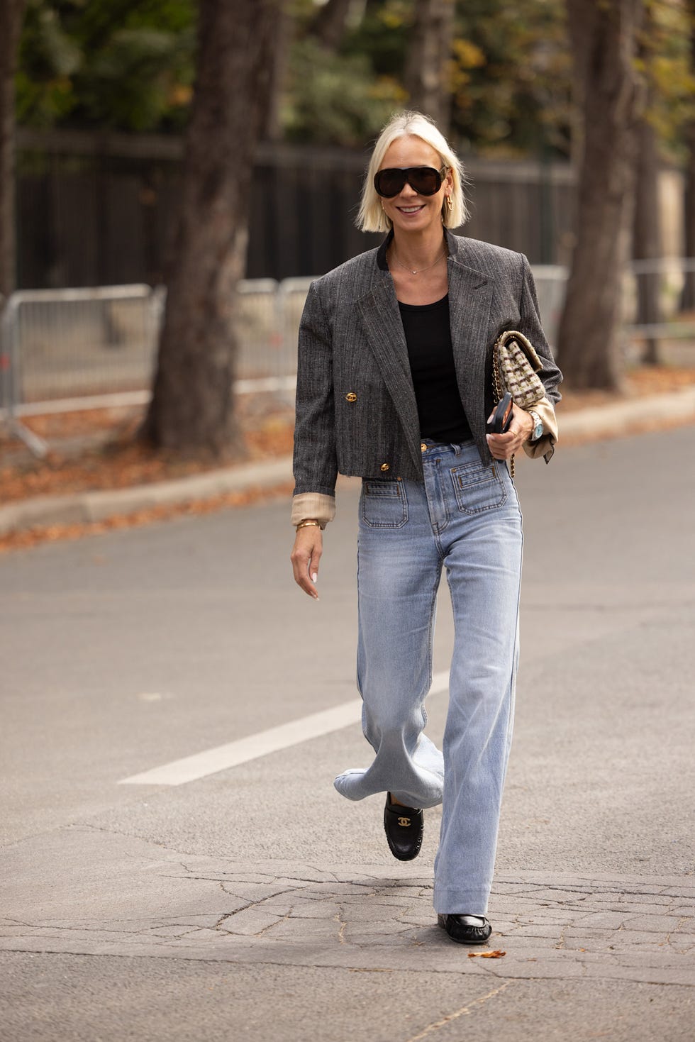 Cropped Pinstripe Blazer with Wide-Leg Jeans — Oversize Outfits