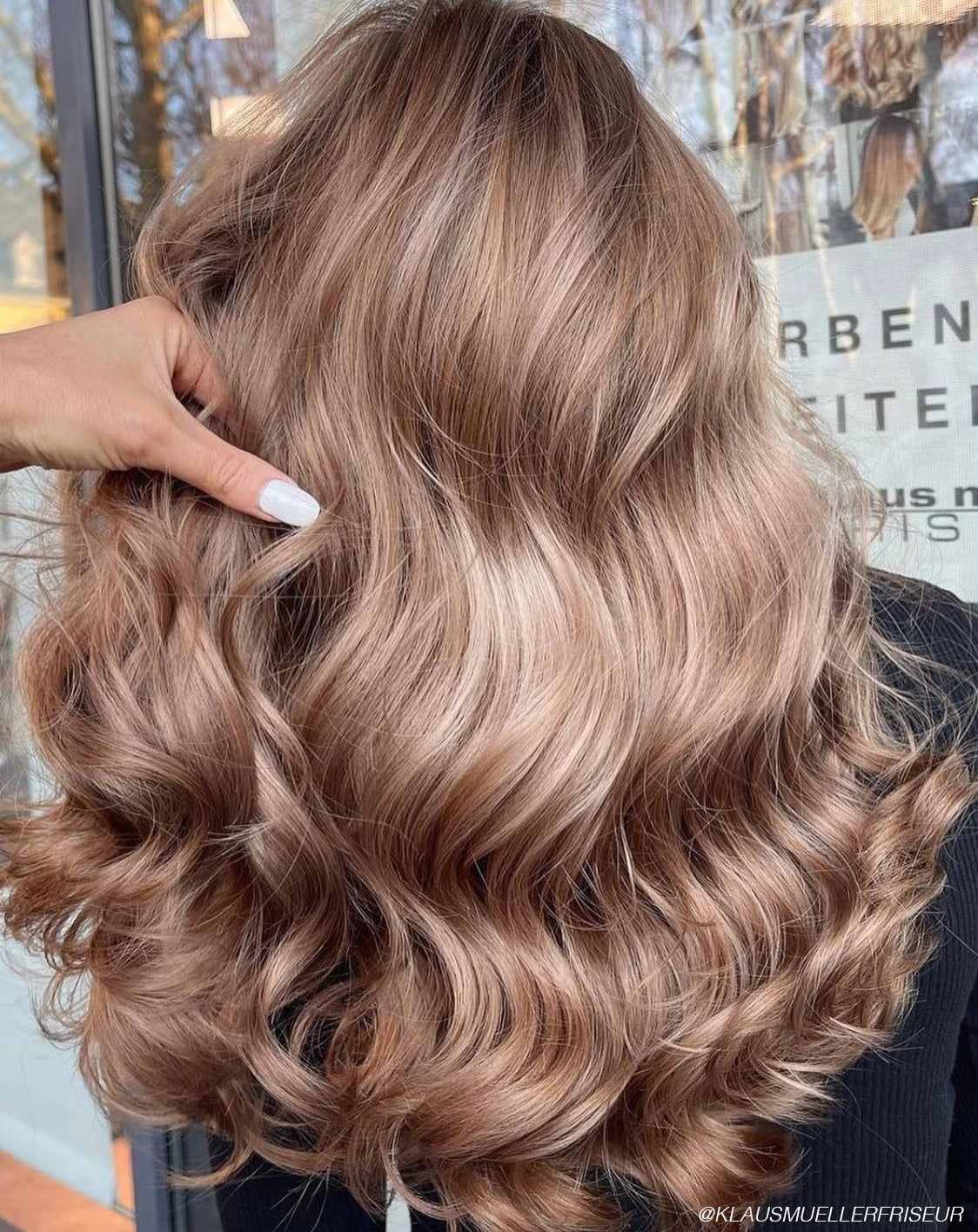 Ash Blonde Highlights On Dark Blonde Mid-Back Waves With Curtain Bangs — Partial Highlights