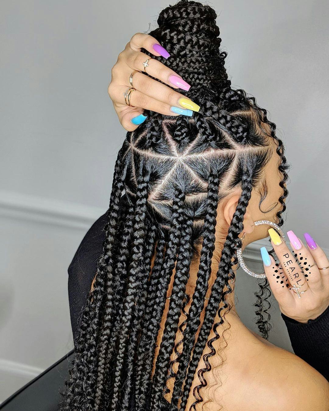 Triangle Part Box Braids With Curly Ends Triangle Part Box Braids With Curly Ends — Parts Braids
