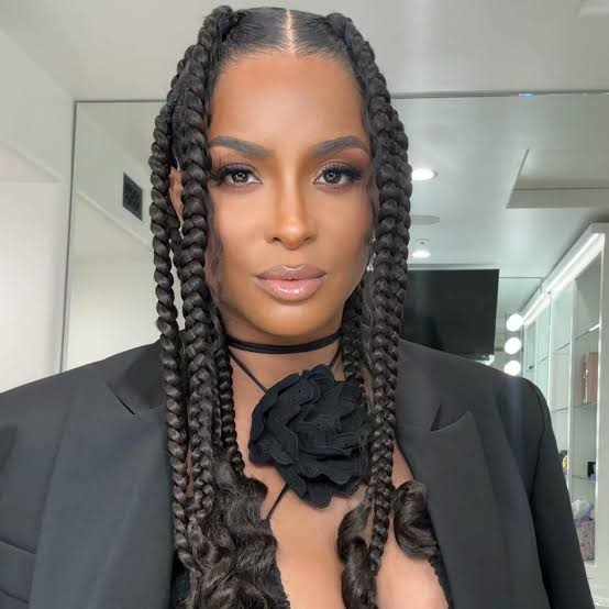 Box Braids In Two Large Pigtails Box Braids In Two Large Pigtails — Parts Braids