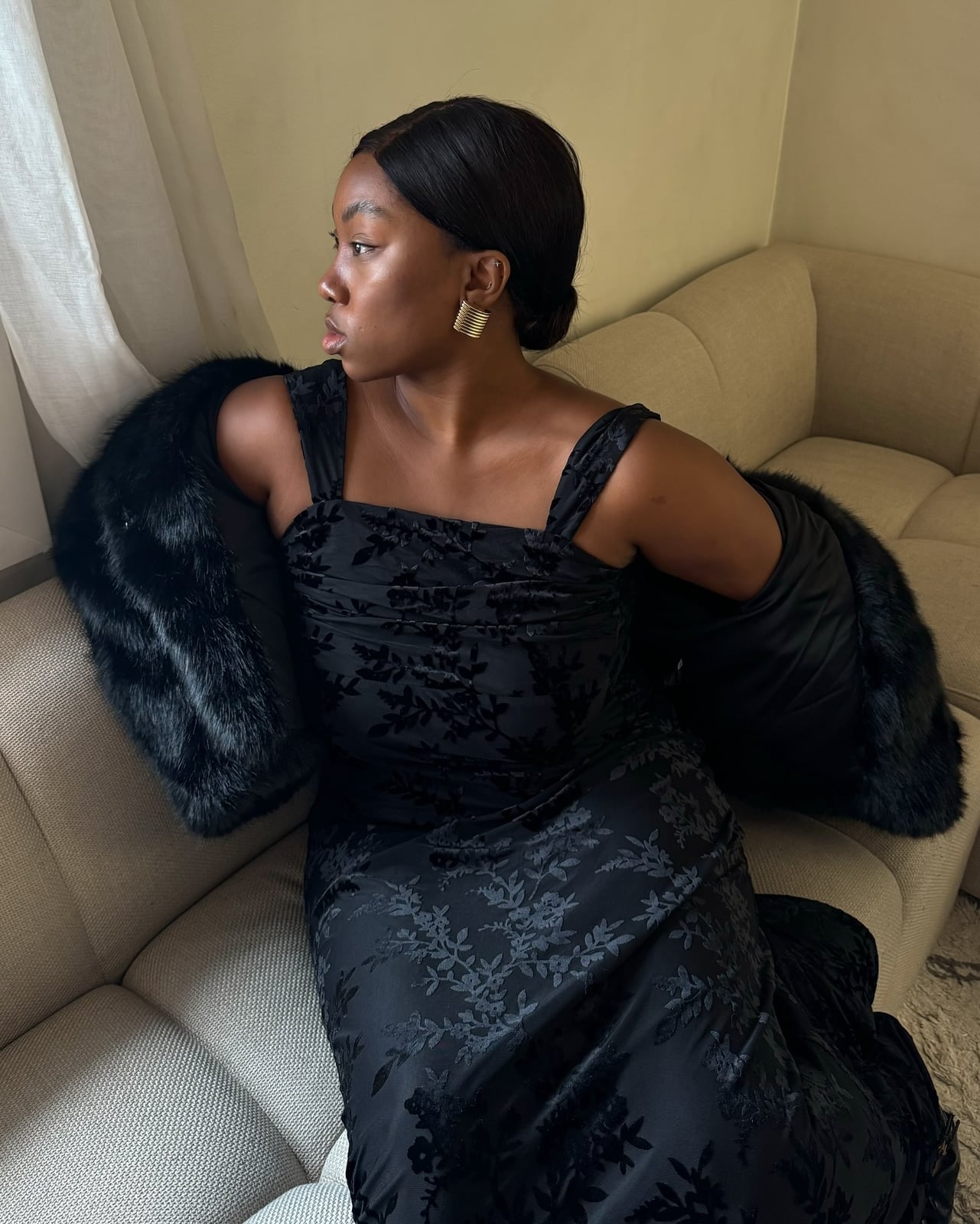 Floral Burnout Velvet Dress with Faux Fur Coat Floral Burnout Velvet Dress with Faux Fur Coat — Party Outfits Black Women