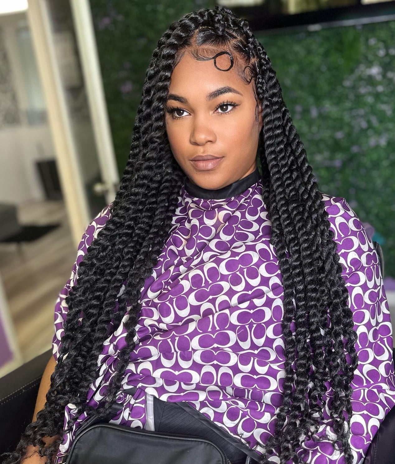 Curly Dark Brown Passion Twists With Blonde Highlights Curly Dark Brown Passion Twists With Blonde Highlights — Passion Twists Hairstyles