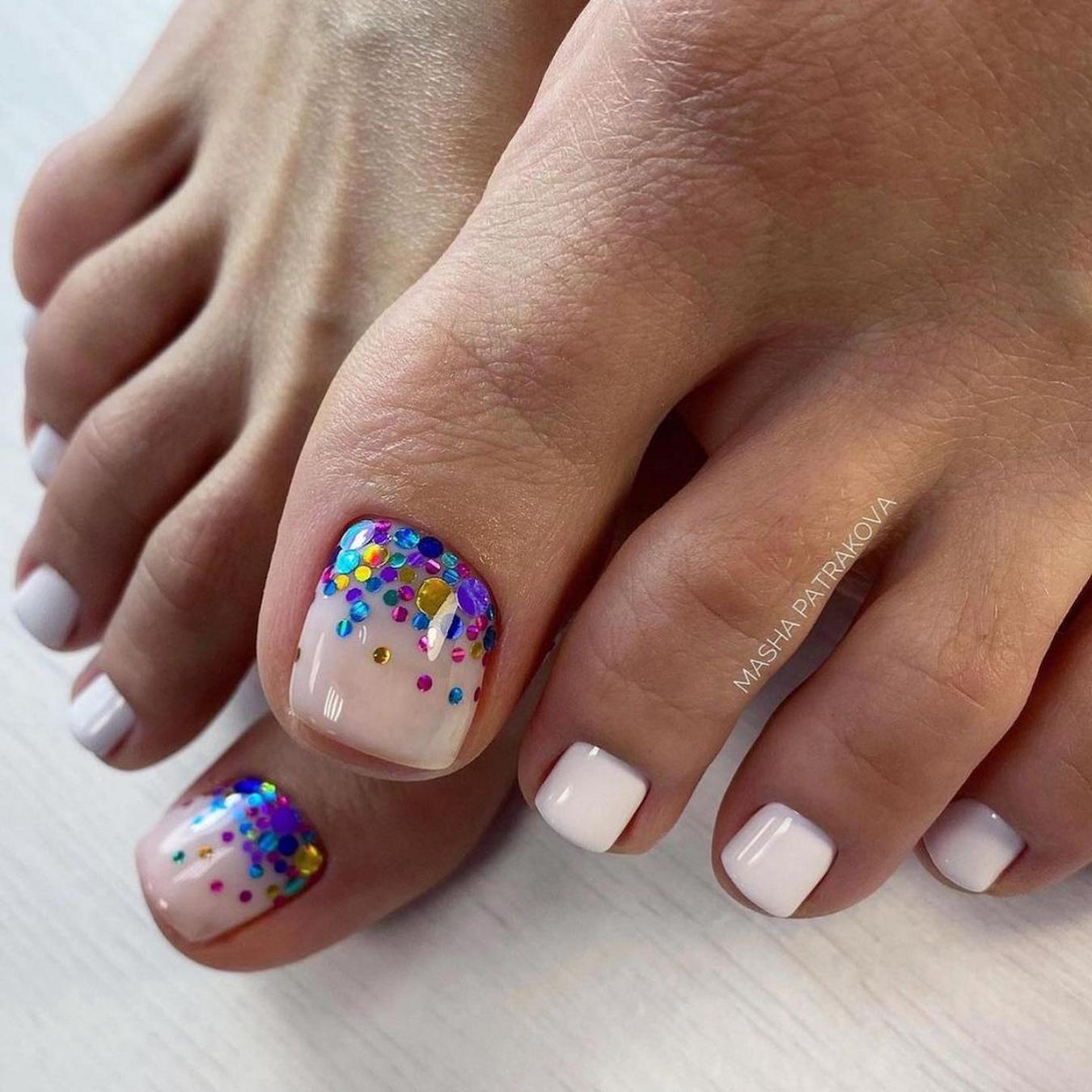 Nude French Tip Confetti Glitter Accent Pedicure Nude French Tip Confetti Glitter Accent Pedicure — Pedicure Nails