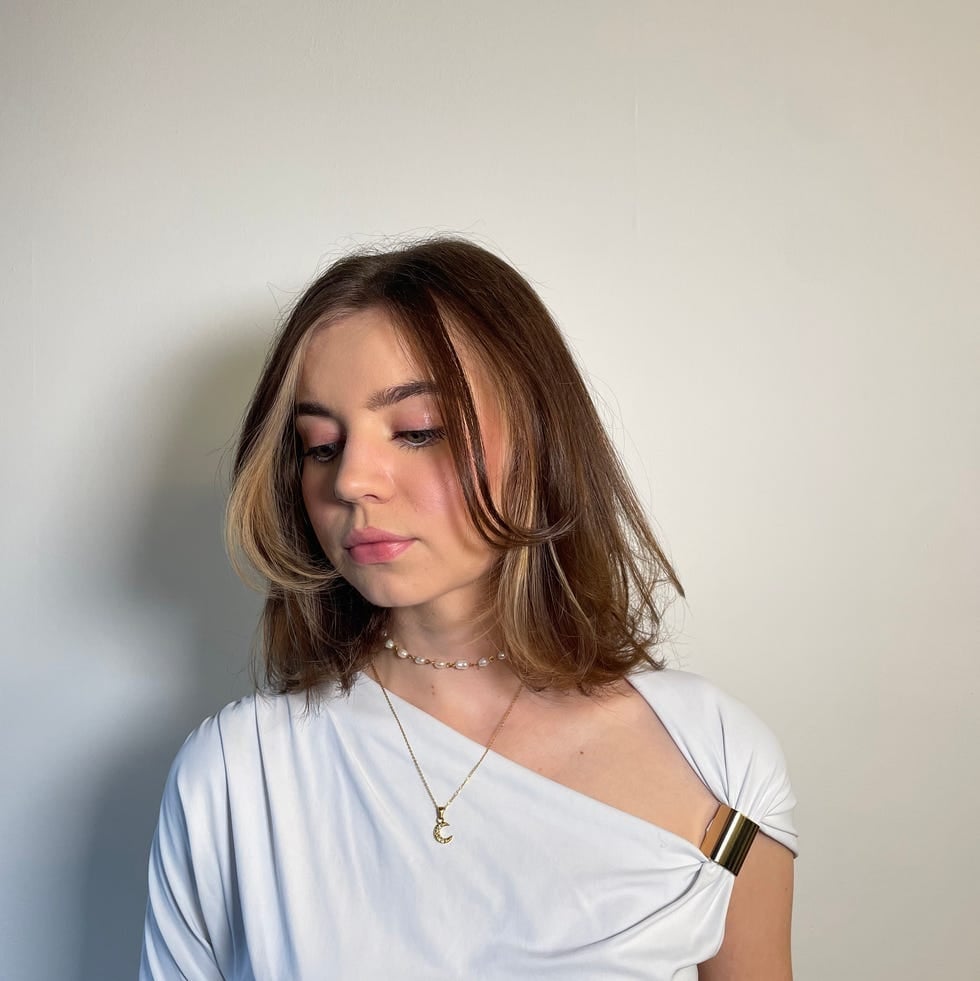 Collarbone Lob With Curtain Bangs and Blonde Peekaboo — Peekaboo Hair