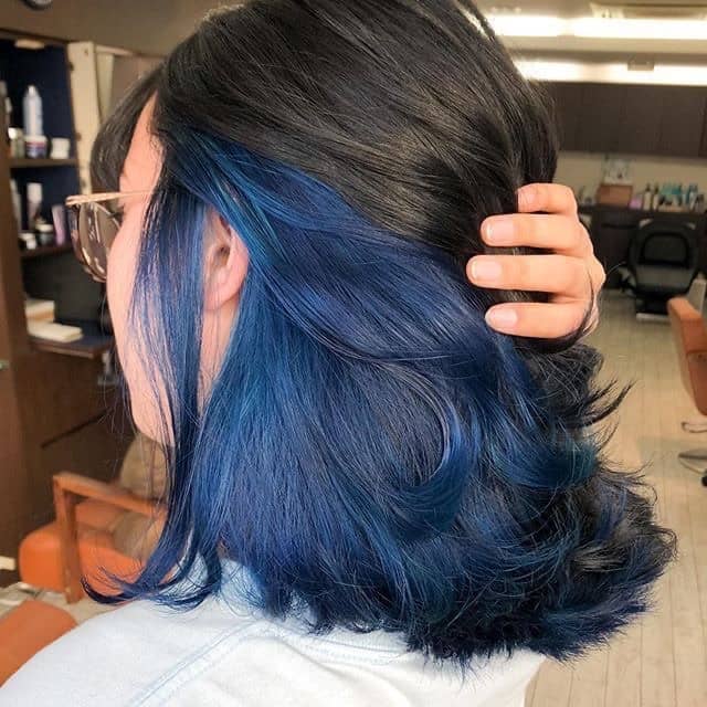Collarbone Lob With Blue Peekaboo Highlights — Peekaboo Hair