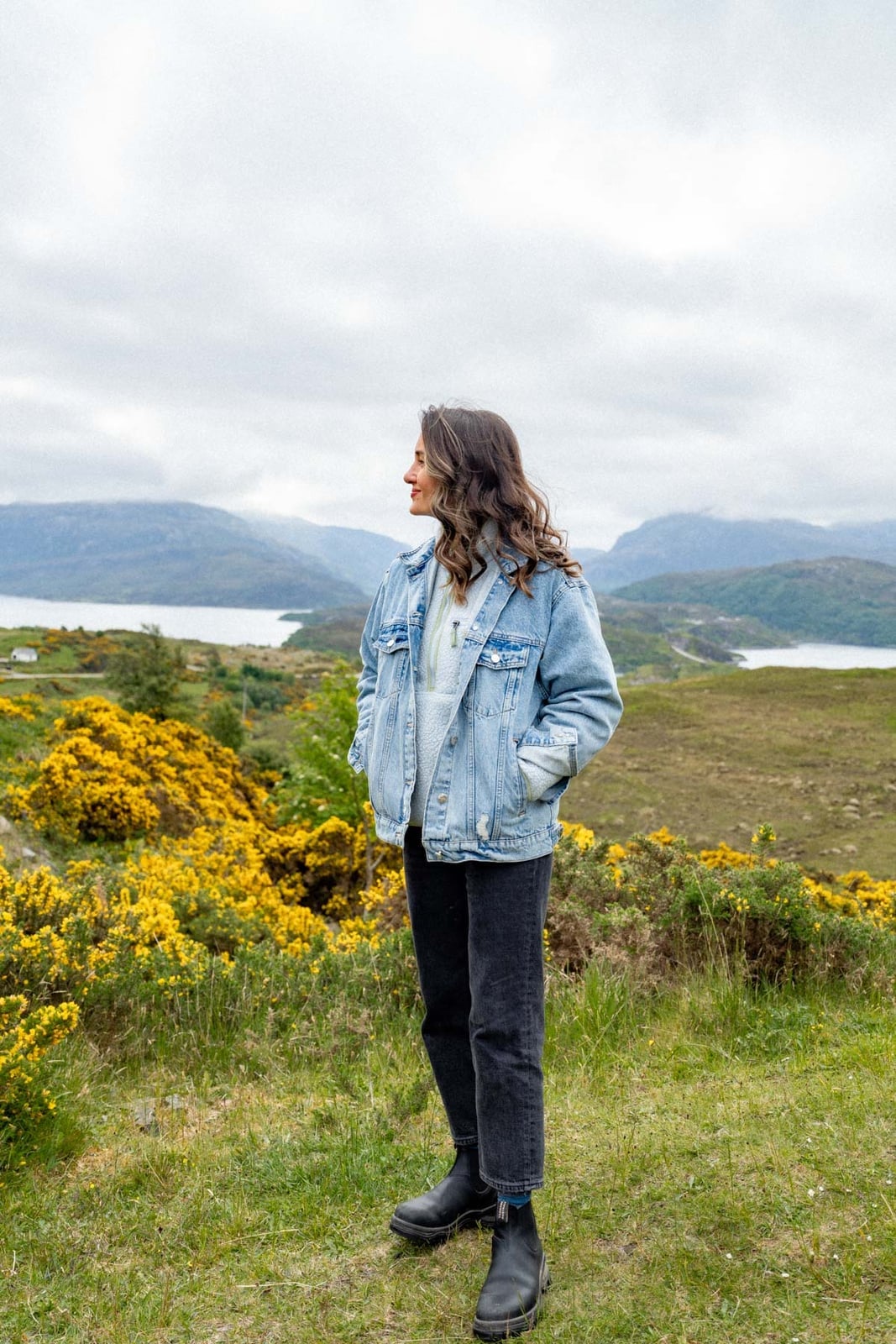 Light Wash Denim Jacket Over Gray Hoodie — Photo Outfit