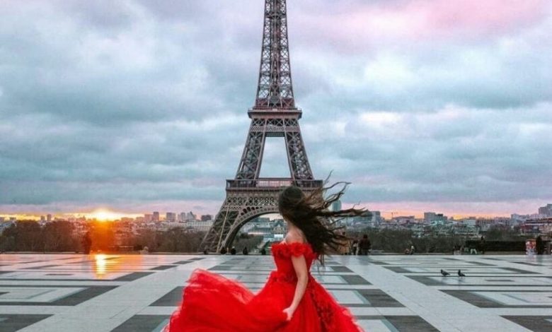Paris Photoshoot Outfit Ideas: What to Wear for Stunning Photos