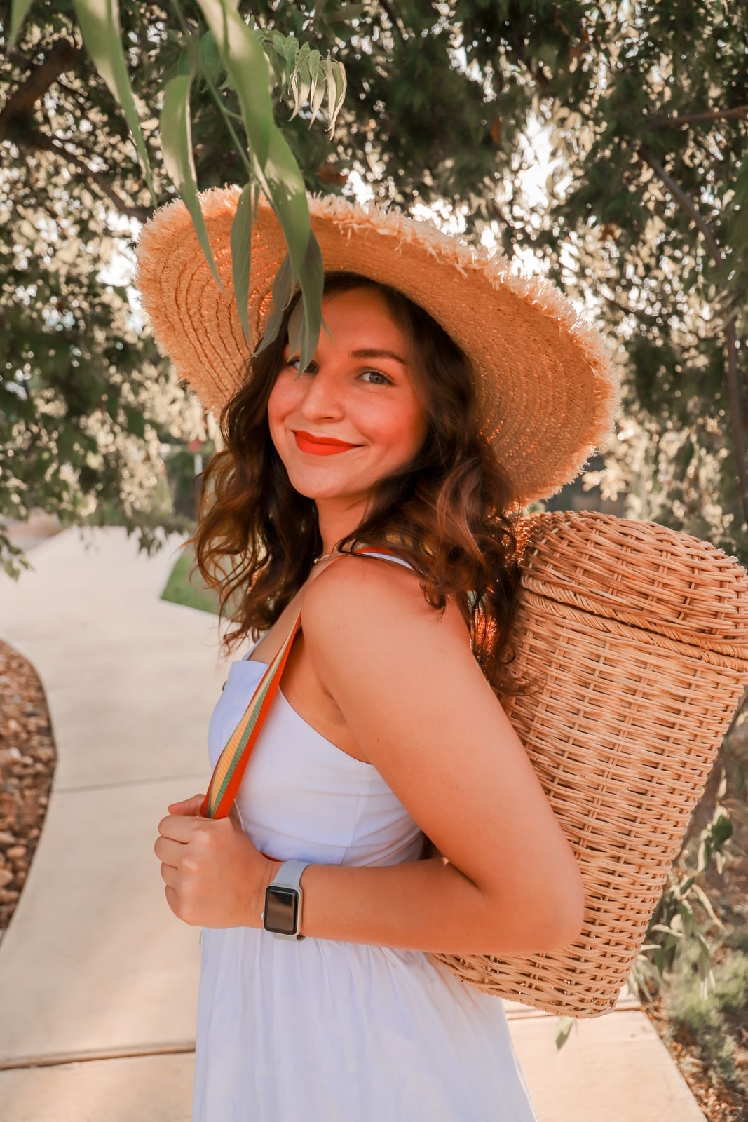 White Sundress with Large Straw Hat and Wicker Basket — Picnic Outfit