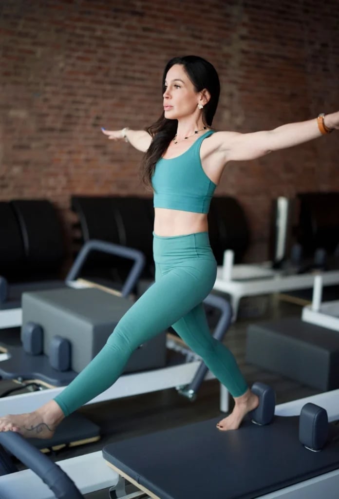 Teal Sports Bra and Leggings Matching Set — Pilates Outfits