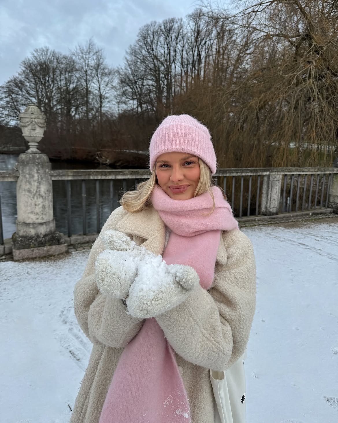 Pink Knitwear And Cream Teddy Coat Winter Look