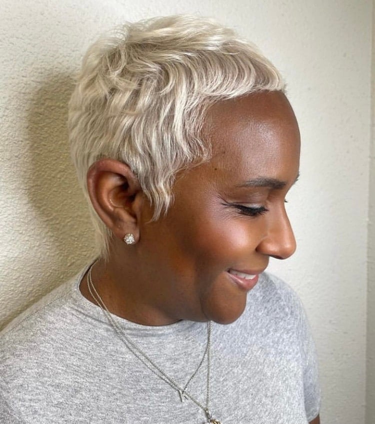 Textured Black Pixie With Wispy Bangs Textured Black Pixie With Wispy Bangs — Pixie Cut Hairstyles