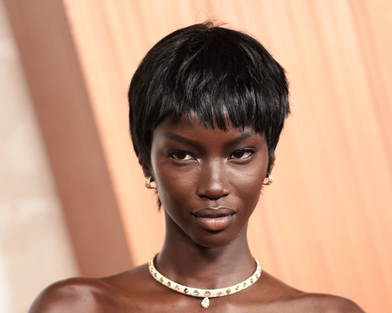 Sharp Black Pixie With Blunt Fringe — Pixie Haircuts
