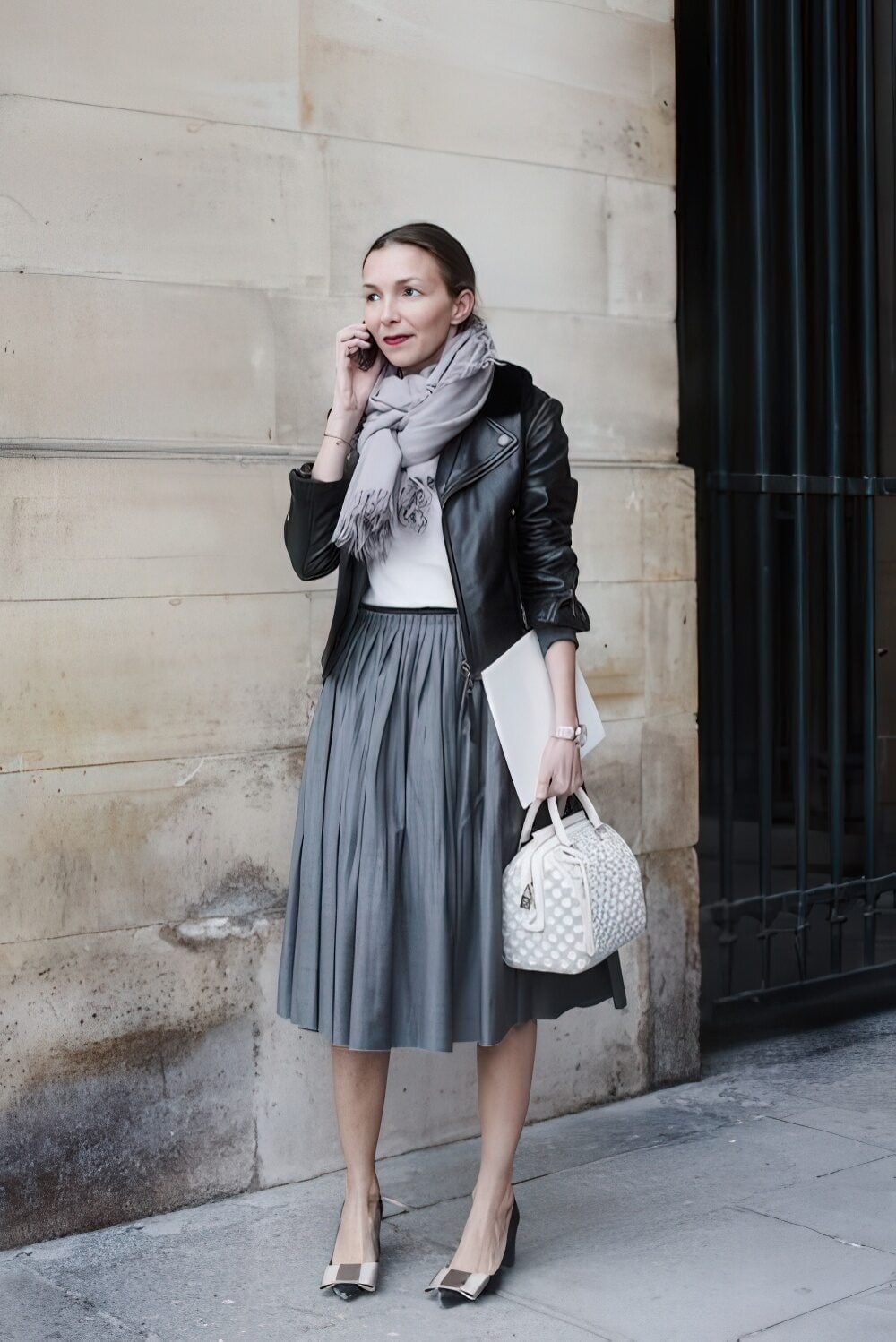 Gray Pleated Midi Skirt with Leather Jacket — Pleated Skirt Outfits