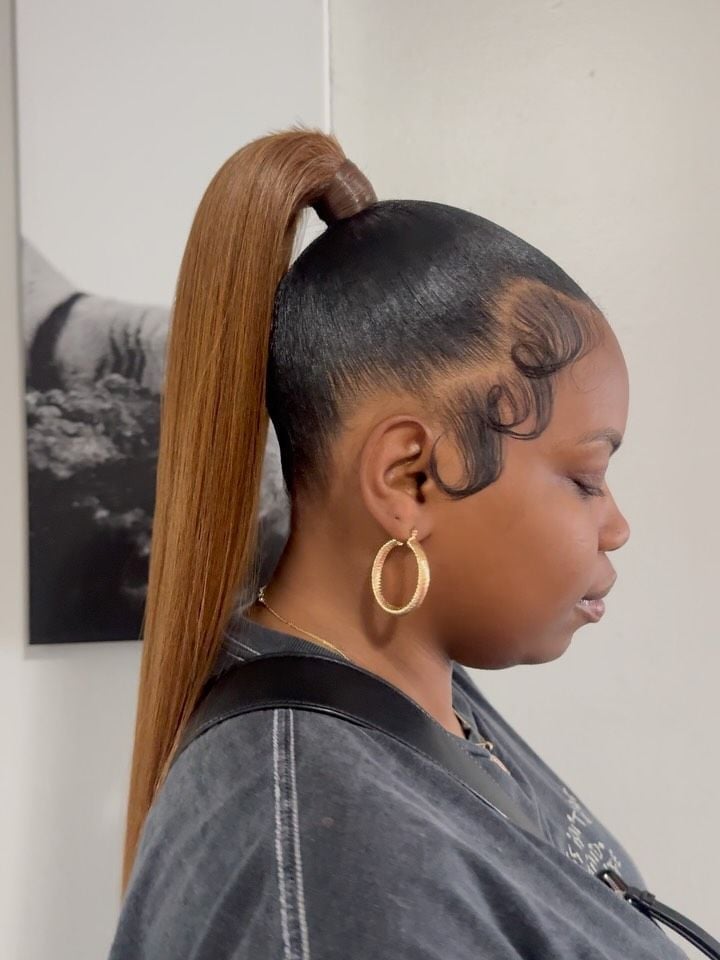 Sleek High Ponytail Dark Brown Highlights Sleek High Ponytail Dark Brown Highlights — Pony Hairstyles