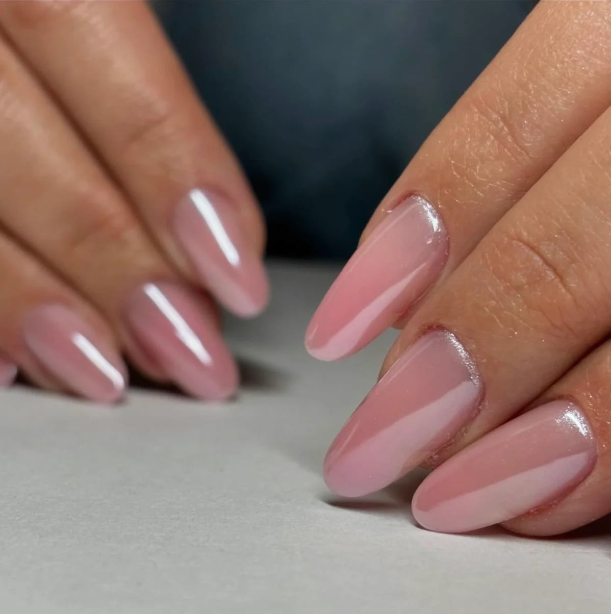 Shimmery Pink Nude Almond Nails, миндаль Shimmery Pink Nude Almond Nails, миндаль — Professional Nails