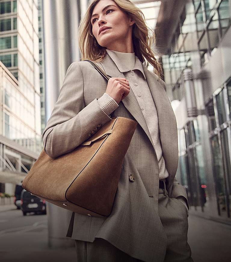 Oversized Gray Blazer with Knit Layers — Professional Outfits