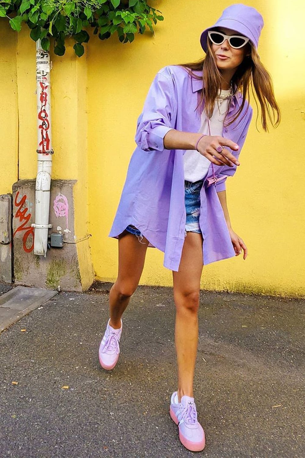 Oversized Lavender Shirt With Denim Shorts Oversized Lavender Shirt With Denim Shorts — Purple Outfits