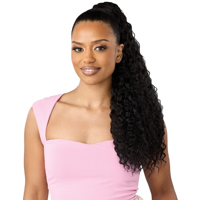 Sleek Wavy Black Ponytail — Quick Weave Ponytail