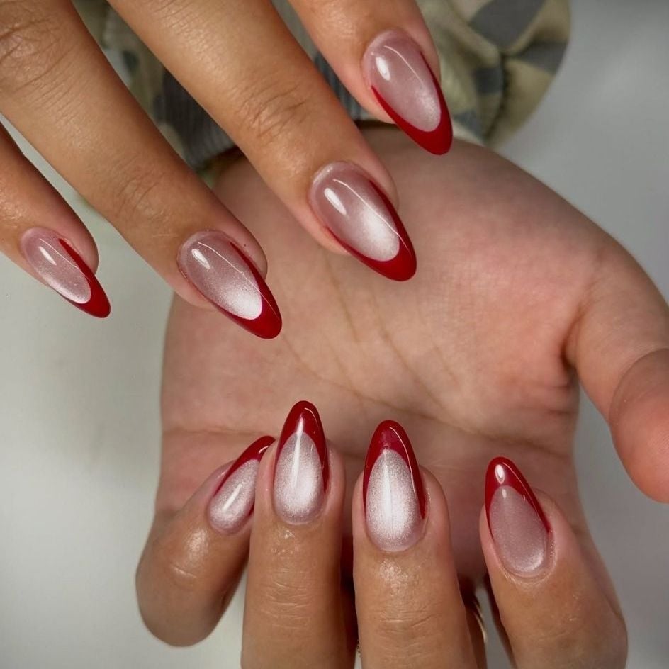 Medium Almond Red French Tips With Cat Eye Effect Medium Almond Red French Tips With Cat Eye Effect — Red and White Nails