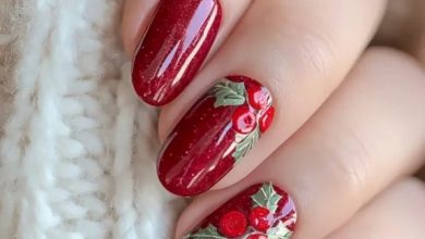 Red Christmas Nails That Spark Holiday Cheer - Insider Mama