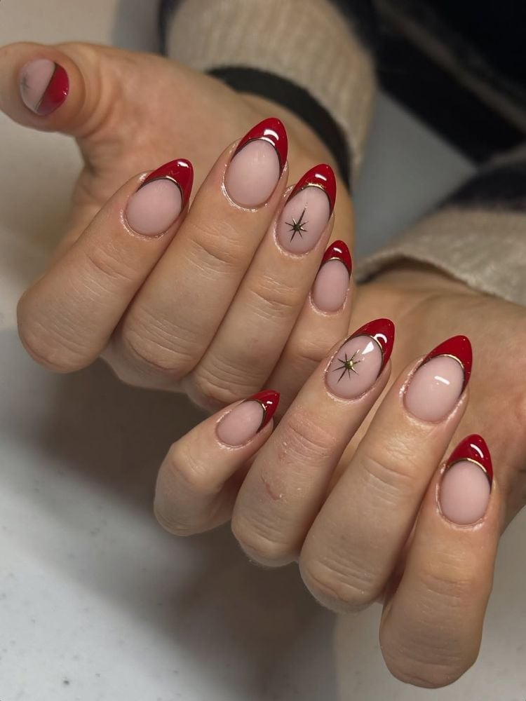 Medium Almond Red French Tips Gold Accents Medium Almond Red French Tips Gold Accents — Red Christmas Nails Designs