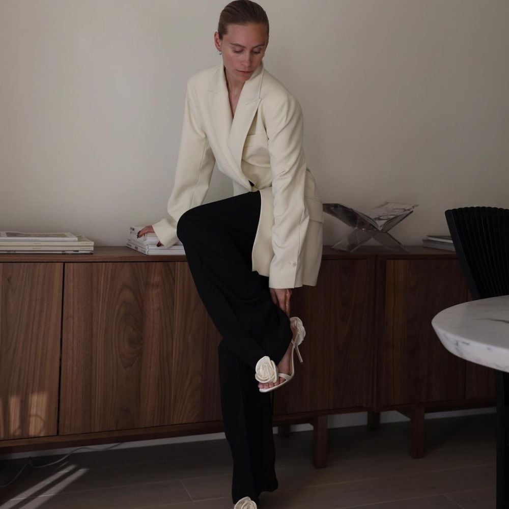 Oversized Ivory Blazer with Black Trousers, Office-Safe Version — Restaurant Outfit