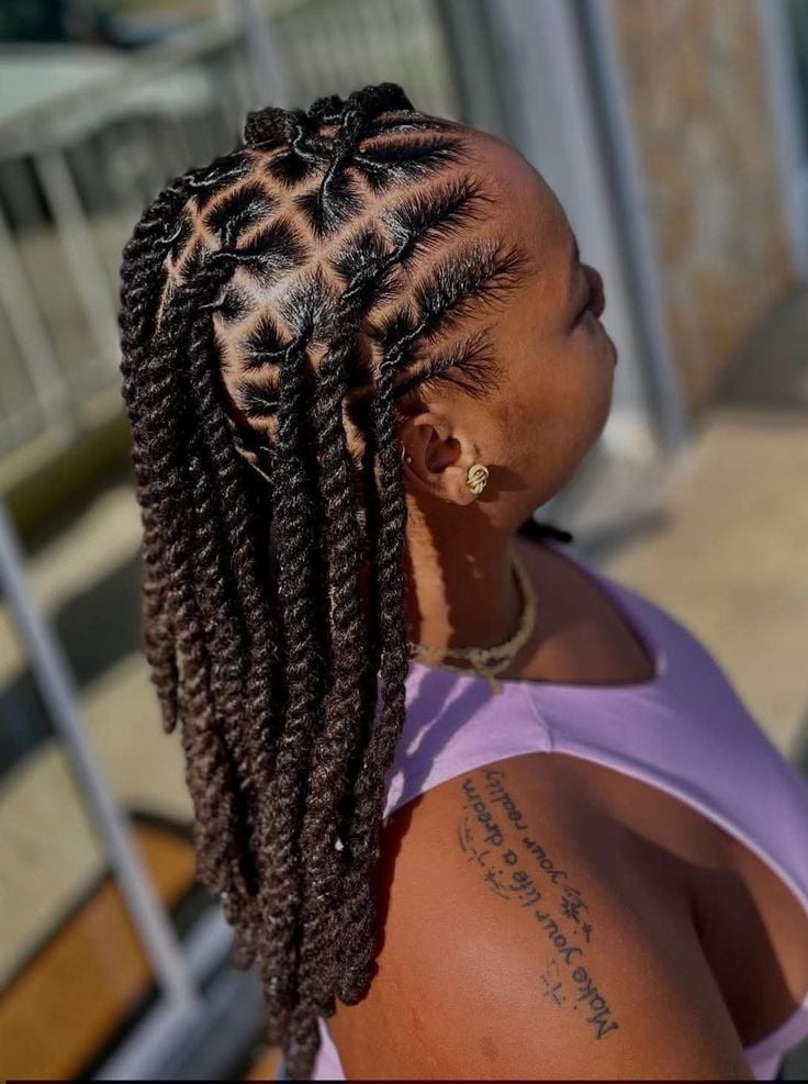 Two-Strand Twists With Grid Pattern — Retwist Locs