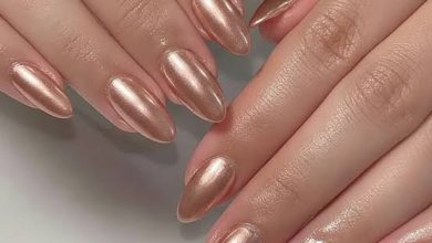 Rose Gold Chrome Nails: Warm Metallic Ideas | Mirellé Inspo