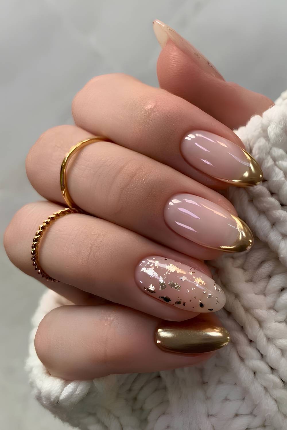 Short Oval Sheer Pink Metallic Rose Gold French Short Oval Sheer Pink Metallic Rose Gold French — Rose Gold Nails