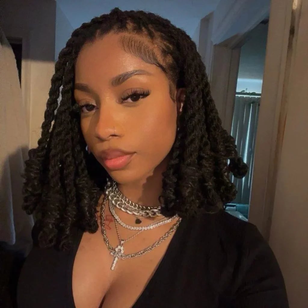 Collarbone Black Twists With Wavy Ends — Senegalese Twists
