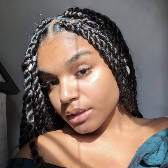 Voluminous Wavy Black Twists — Senegalese Twists