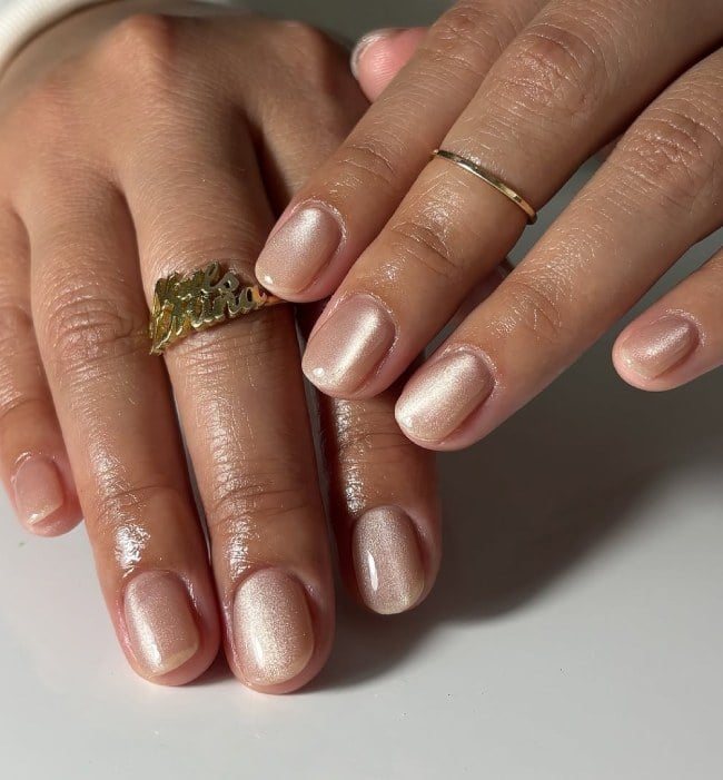 Subtle Shimmer Short Oval Nails — Shimmer Nails