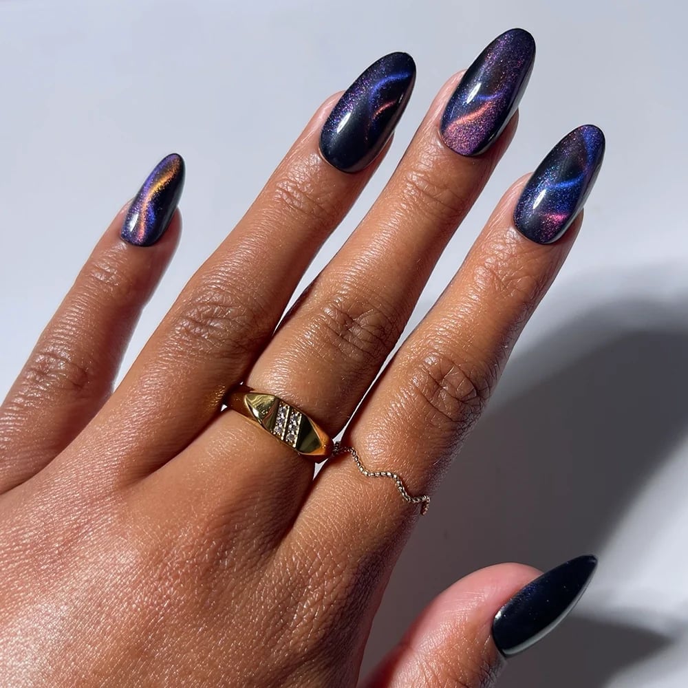 Long Stiletto Cosmic Cat Eye — Shimmer Nails
